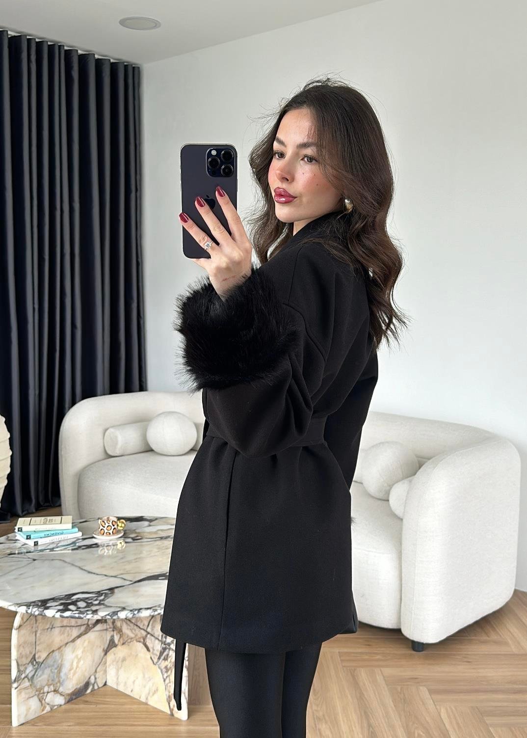 PERSEPHONE Kurzer Wollmantel mit Fell